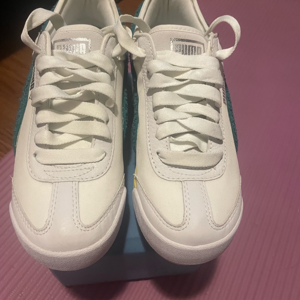 Women’s PUMA NEW WITHOUT TAGS RETRO STYLE SIZE 8 - Picture 3 of 7